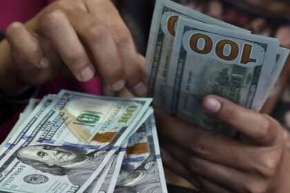 Dollar Under Pressure: How Fed Easing Opens New Opportunities for Foreign Investors