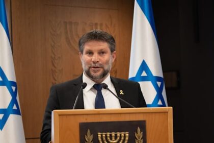 Smotrich plans to double VAT exemption for personal imports