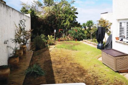 Ramat Hasharon house for demolition fetches NIS 8.8m
