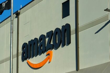 Amazon is revising its corporate model, with up to 30,000 employees leaving the company
