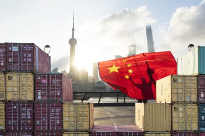 Chinese Industrial Profits Fell 13.1% in November - A Signal for the Economy and Financial Markets