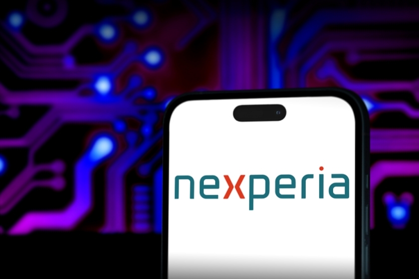 Global Semiconductor Battle: How the Conflict Between Nexperia and Wingtech Threatens Supply Chains