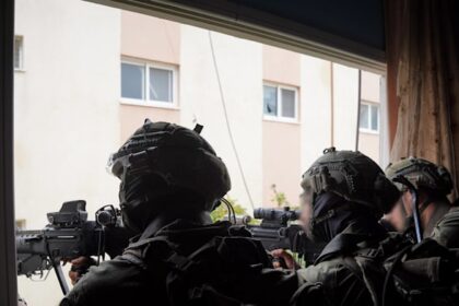 IDF restructures tech divisions