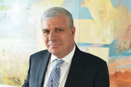 Delek Israel eyes Hot Mobile acquisition