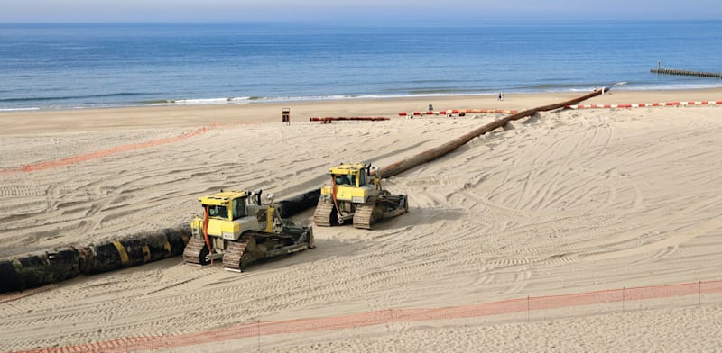 Int'l fiber optic project delays put Israel at risk