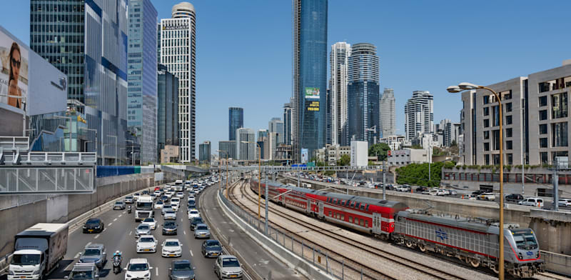 Work underway on new bridge over Ayalon Highway