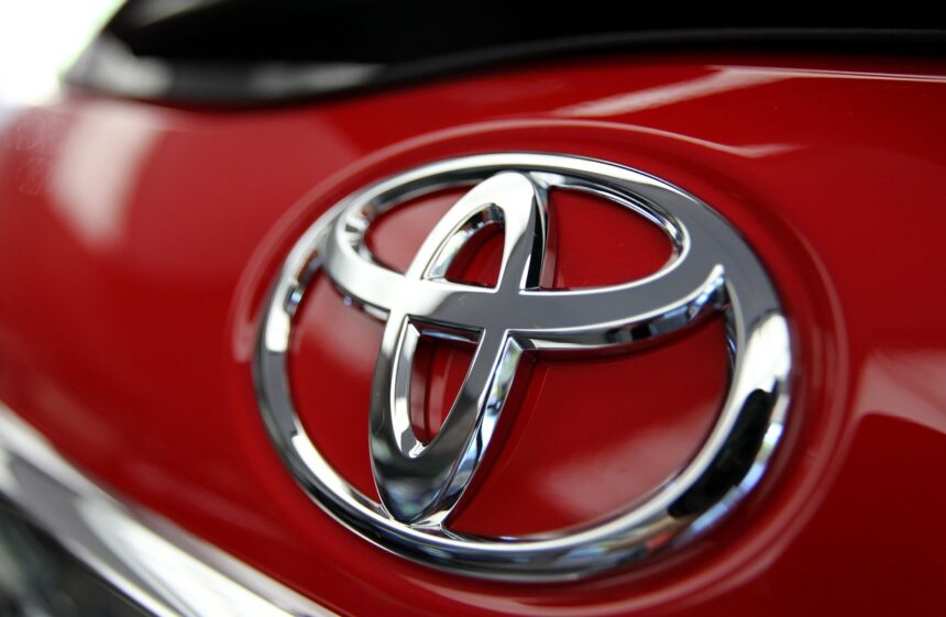 Toyota Recalls 550,000 Cars in the U.S.: Consequences of Seat Defect for Safety and Company Image