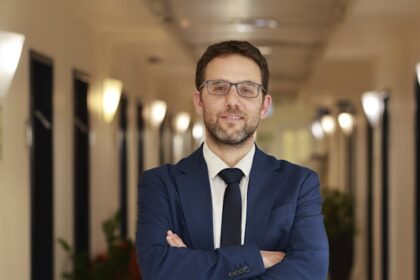 Chief economist cuts growth forecast