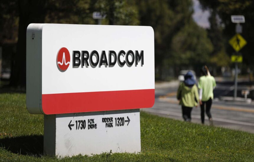 Broadcom: How the Company is Betting on AI Chips to Reach $100 Billion by 2027
