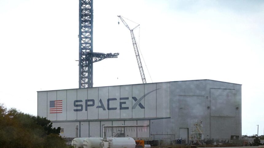 SpaceX Warns of High Risks and Commercial Challenges for AI-based Space Data Centers
