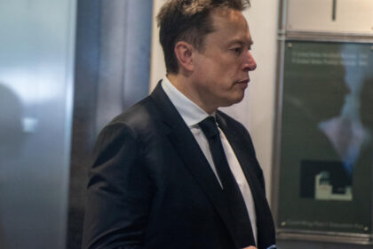 Court Case OpenAI vs. Musk: Conflict over AI, Capital, and $80 Billion for Mars