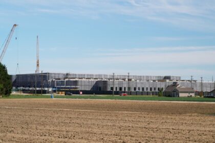 Inside the fight over America’s data centers