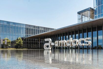 Amdocs to lay off 3,000 employees