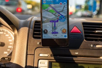 Waze still leading drivers astray in north