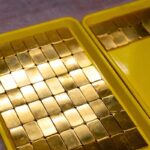 Gold Jumps 2.7% as US and Iran Seal Hormuz Deal, Cutting Rate-Hike Fears and Lifting Bullion From Two-Month Lows
