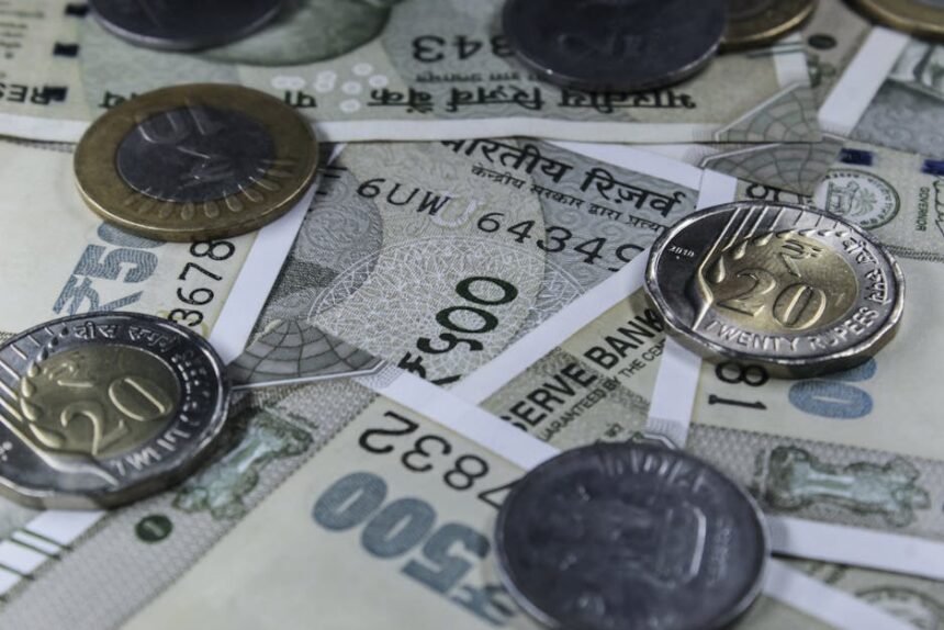 Nomura Rates India's Growth Durability at 6-7 Out of 10, Citing Structural Weaknesses