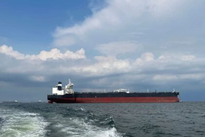 The Secretive Korean Shipping Tycoon Who Turned a War-Shut Strait Into a Fortune