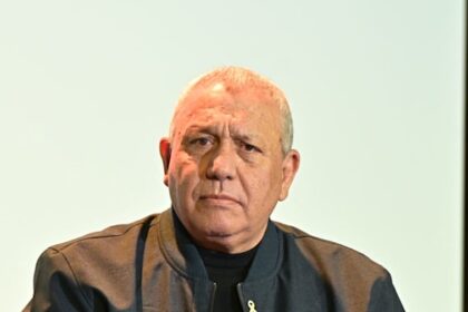 “Globes” poll of polls: Eisenkot closes gap on Likud