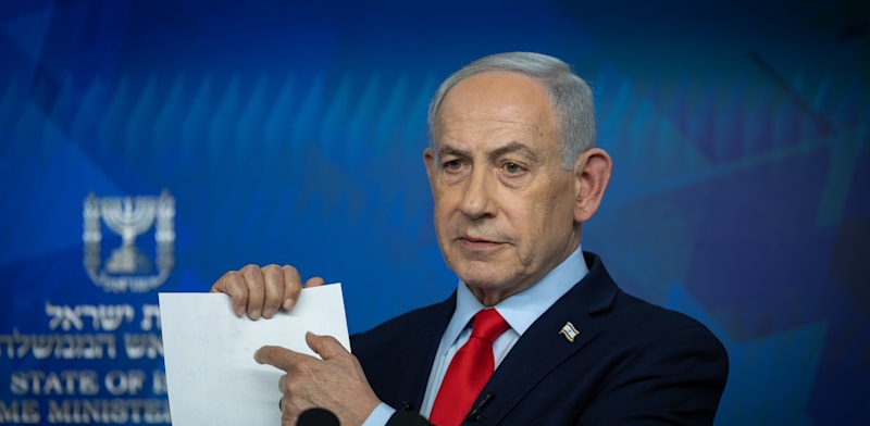 Netanyahu spends NIS 2.7m on private homes with public money