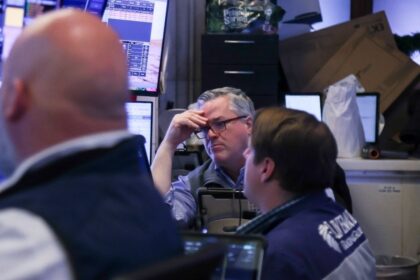 The Insiders Know Something: US Executives Sell $77.6 Billion in Stock, the Heaviest Selling Since the Stimulus-Fueled Frenzy of 2021