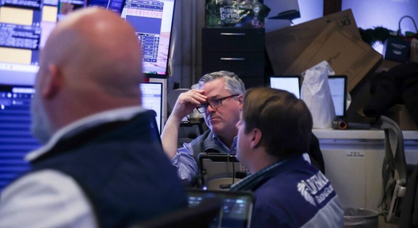 The Insiders Know Something: US Executives Sell $77.6 Billion in Stock, the Heaviest Selling Since the Stimulus-Fueled Frenzy of 2021