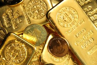 Global Economy Watches Gold Futures Surge as Strait of Hormuz Diplomatic Shift Reshapes Inflation Outlook