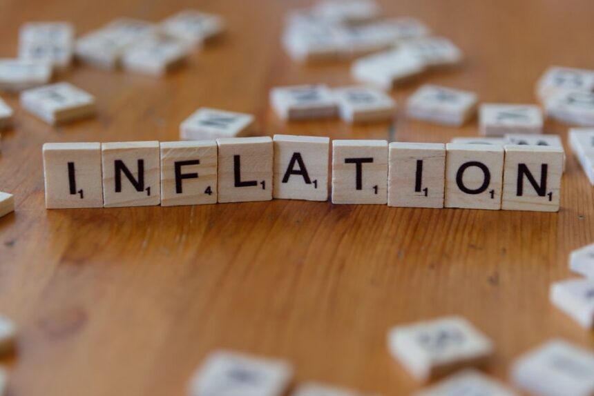 Colombia Holds Interest Rates Steady as Inflation Pressures Test Central Bank's Resolve